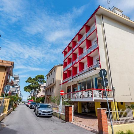 Hotel Serafini Rimini Kültér fotó