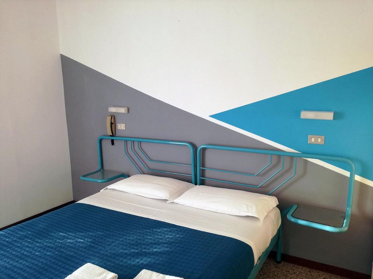 Hotel Serafini Rimini Kültér fotó