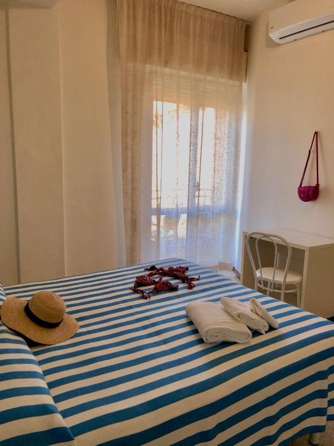Hotel Serafini Rimini Kültér fotó