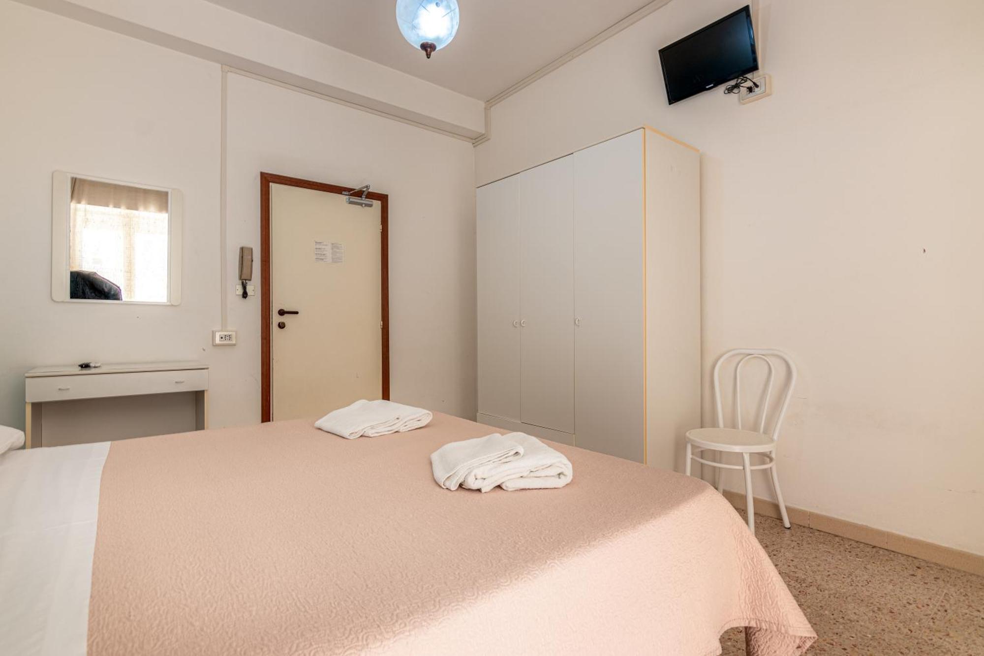 Hotel Serafini Rimini Kültér fotó