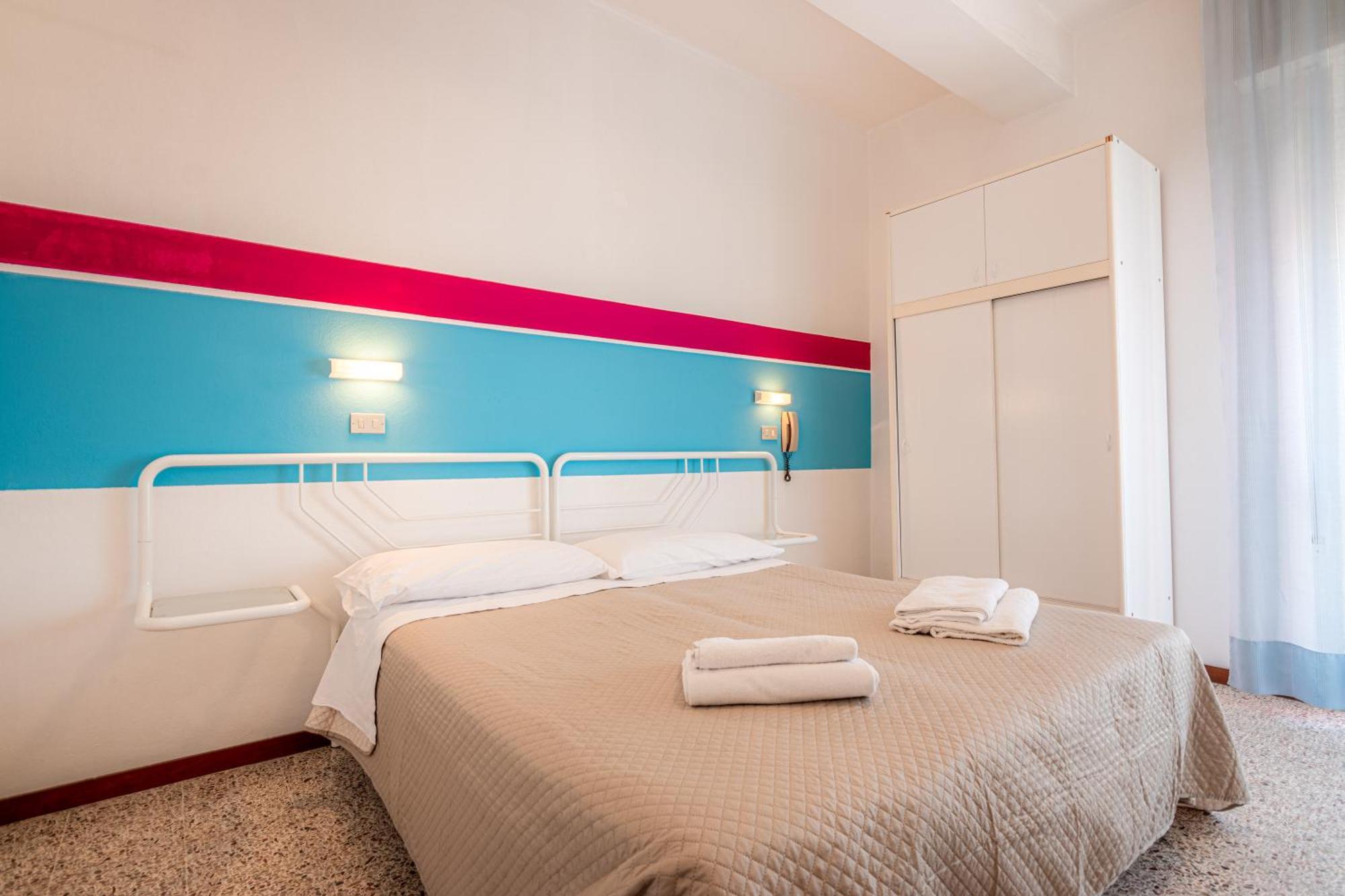 Hotel Serafini Rimini Kültér fotó