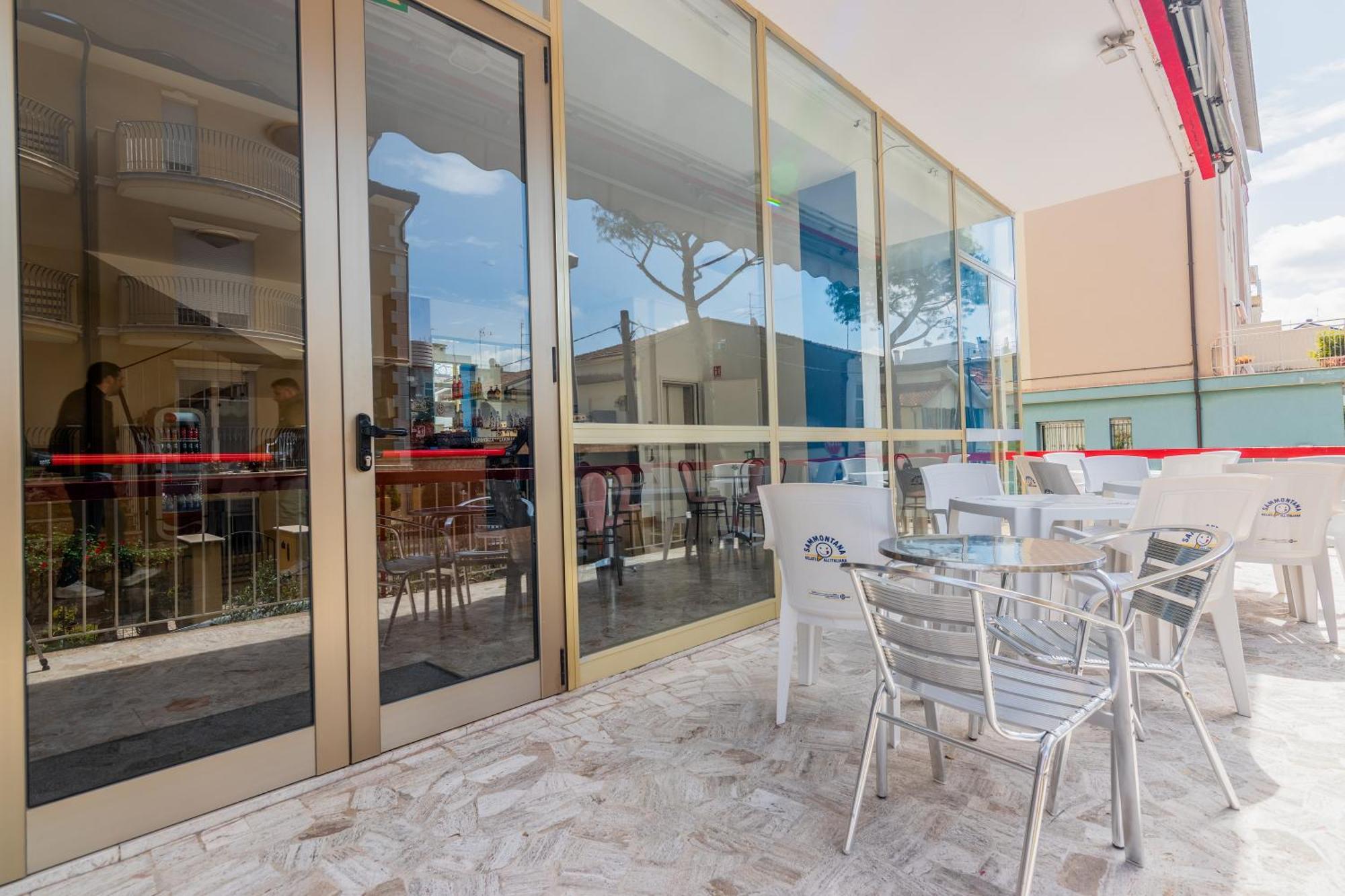 Hotel Serafini Rimini Kültér fotó